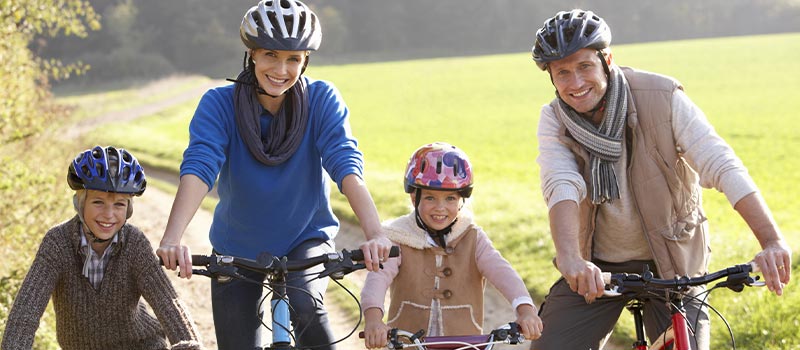 Sicherheit geht vor: Auch bei der Fahrrad-Bekleidung ist Wert auf ausreichend Schutz zu legen.